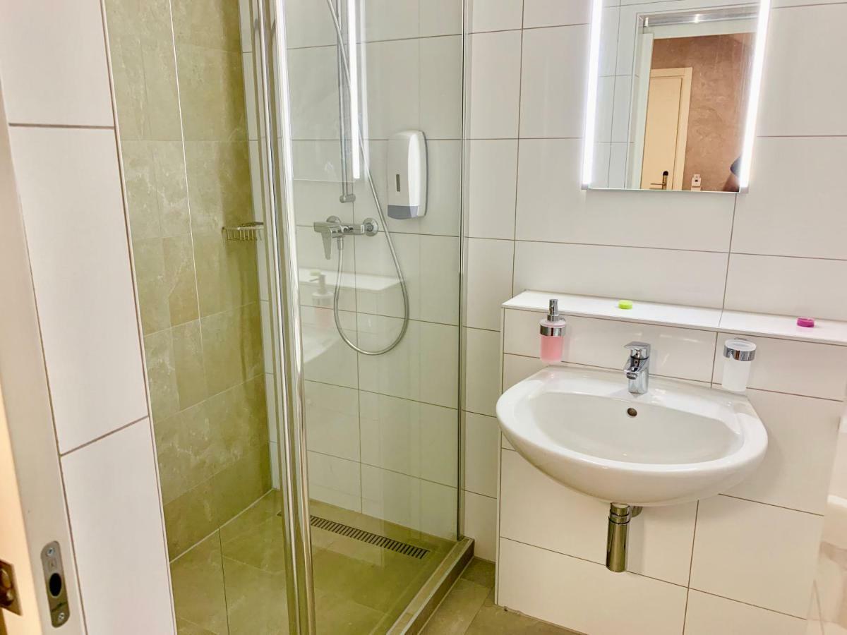 Hotel Adore Romanel-sur-Morges Экстерьер фото